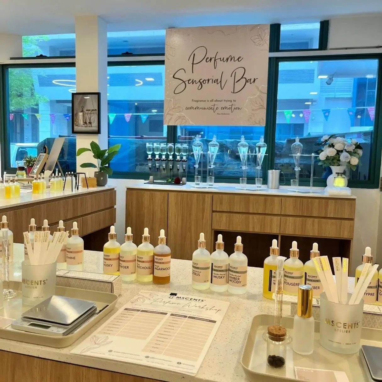 MScents sensorial bar for trying out different scents commercial scenting