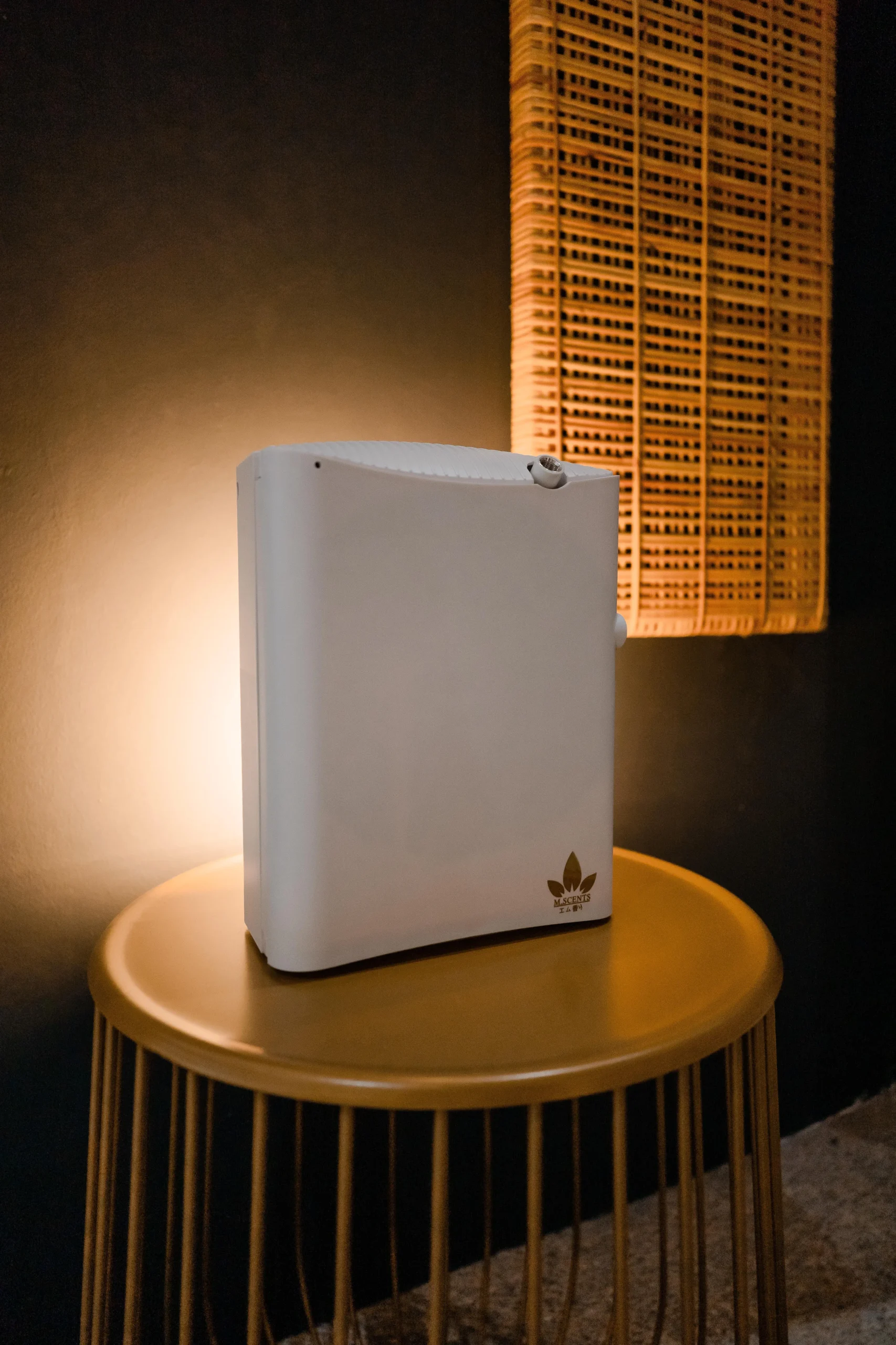 mscents aromatic-diffuser-on-top-of-a-coffee-table